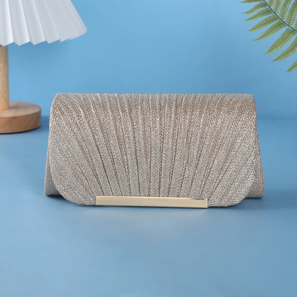 Pochette de soirée plissée dorée